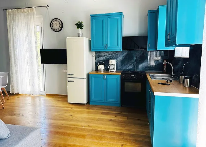 Cinnamon House -next To Old Town